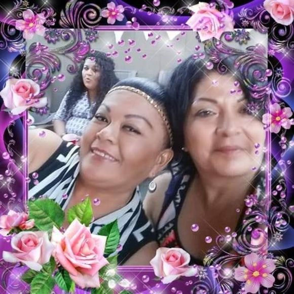 Meet your Posher, Lorena - Picture 1 of 1